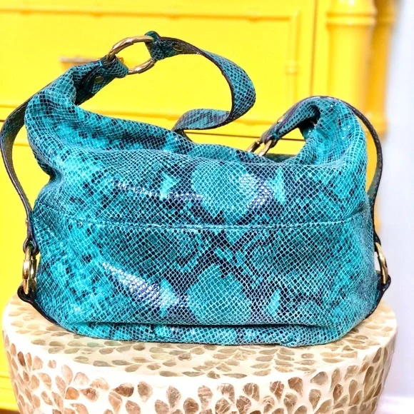 Micheal Kors Turquoise Snake Skin Bag - Picture 15 of 16